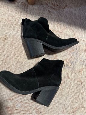 Steve Madden Women's Black Suede Ankle Boots with Block Heel